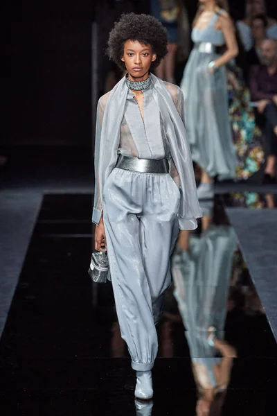 Look 43